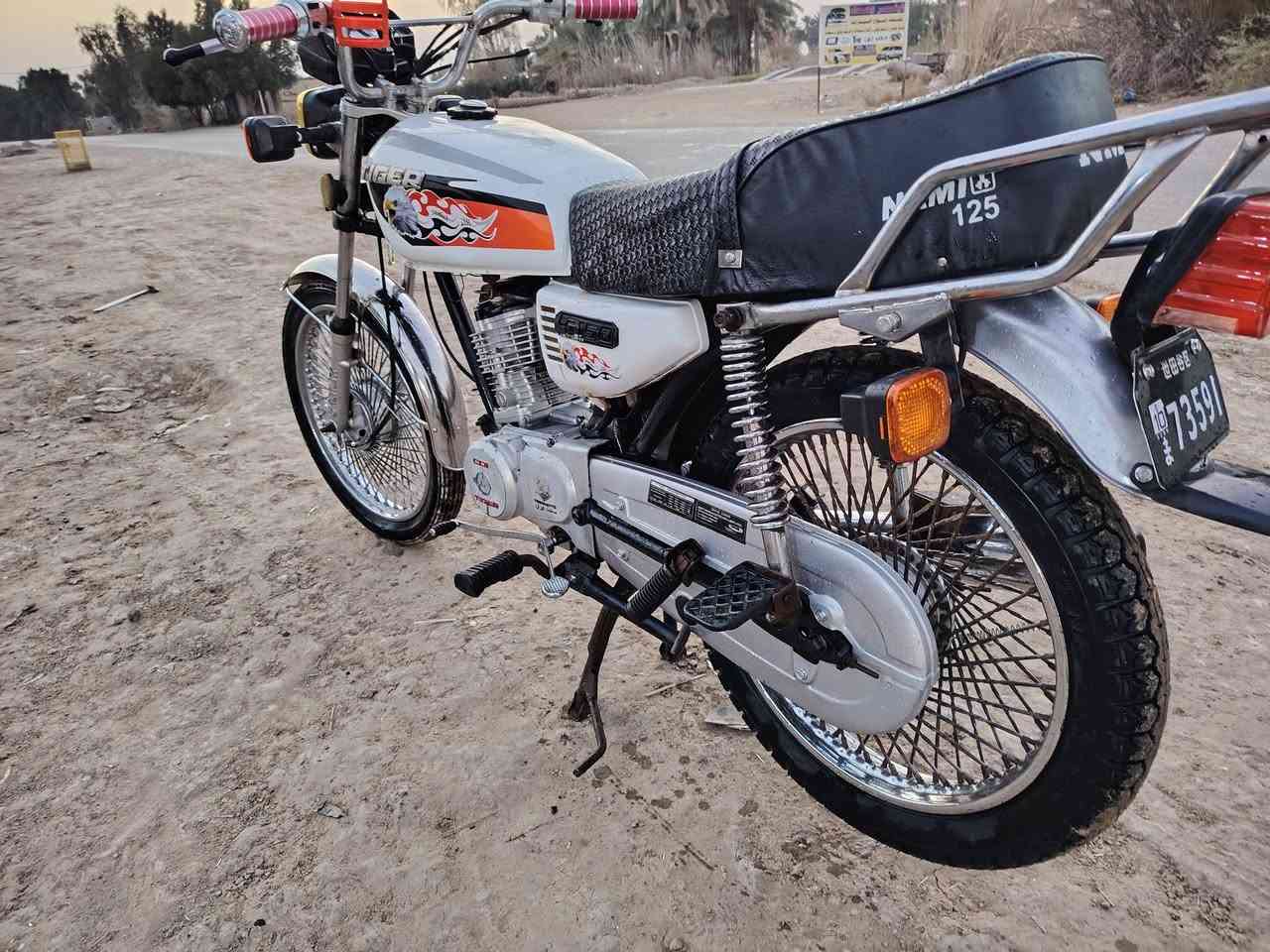 السلام عليكم تايجر للبيع اوراق 2018 مقفوله كفاله عامه كهربائيات كلها شغاله محرك خيره السعر 375 وبيها مجال مكان بالحمزه الغربي الاستفسار على هذا الرقم***********
