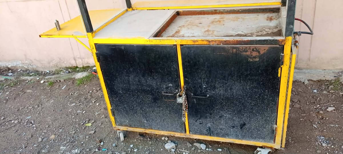 شوايه بركر للبيع الاستفسار خاص العنوان الموصل سايدين الانتصار وميثاق التواصل ع رقم *********** ادمن وافق
