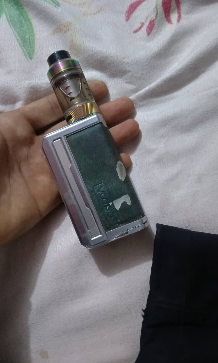 نركيله كترونيه DRAGBجيل ال3 مسحوب بيها فقط ٥٠ نفس
الي حاب يتواصل خاص او يتصالح على رقمي ***********
