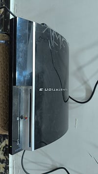 بلي 3 نضافة 100/90 كاملة ملحقاتة وبي هارد 55لعبة العاب قوية وبلي حلو و...