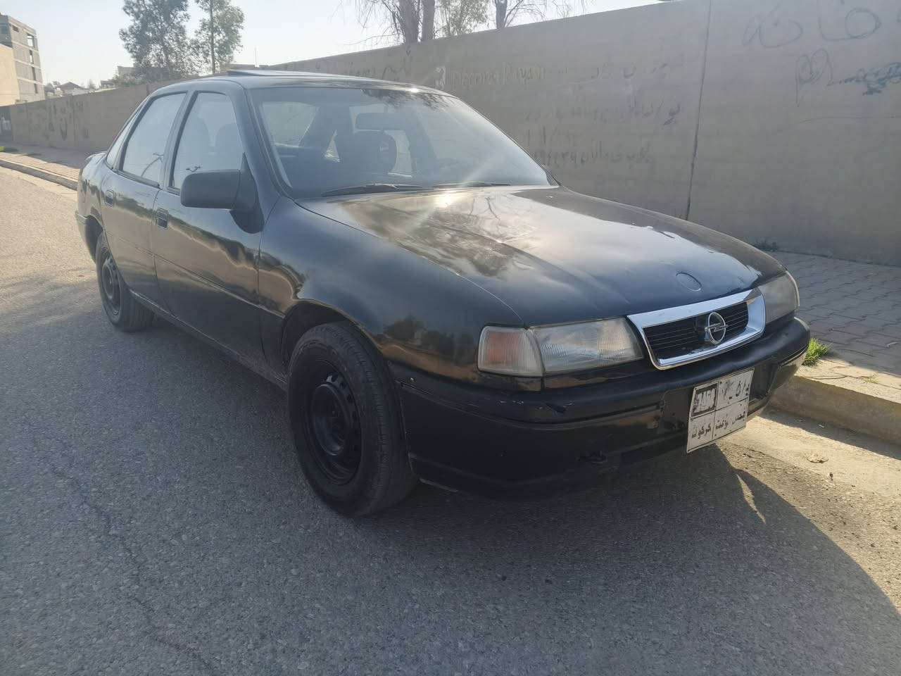 ئؤپل بؤفرؤشتن
مؤديل 1990
مه كينه 20
گير و مه كينه ى به شه رت 
ره قه م كه ركوك 
نرخ 22گلا و كه ميك مه جال 
ناونيش چه م چه مال 
ژماره ى موبايل ***********
