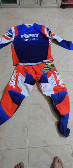 اسعار جوه السوك اذا شراي ادخل خاص لو راسلني وتامر امر
***********
