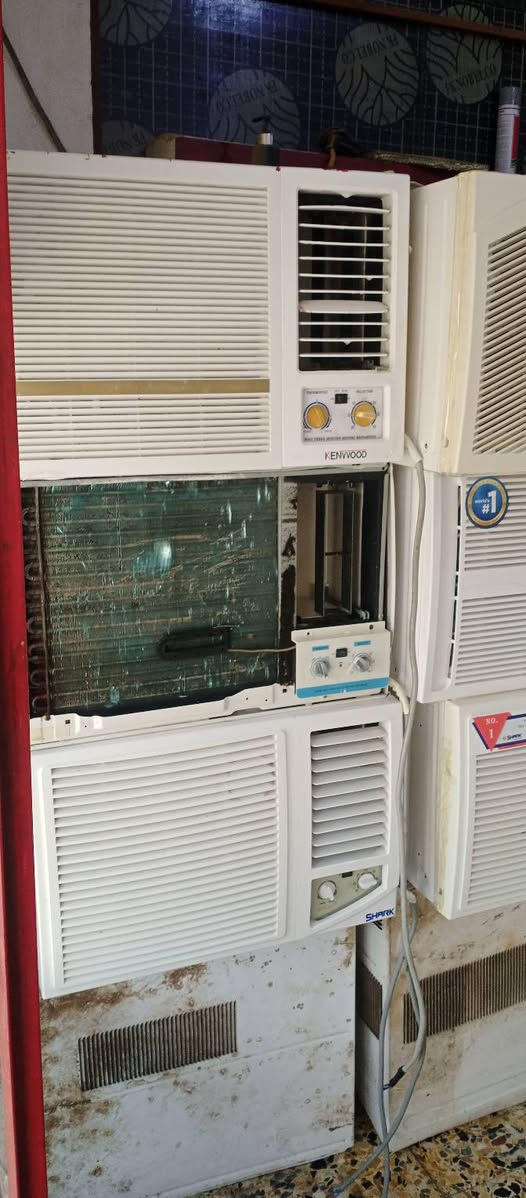 مكيفات طنين شرط بلادي
مستعمل قليل 

***********
