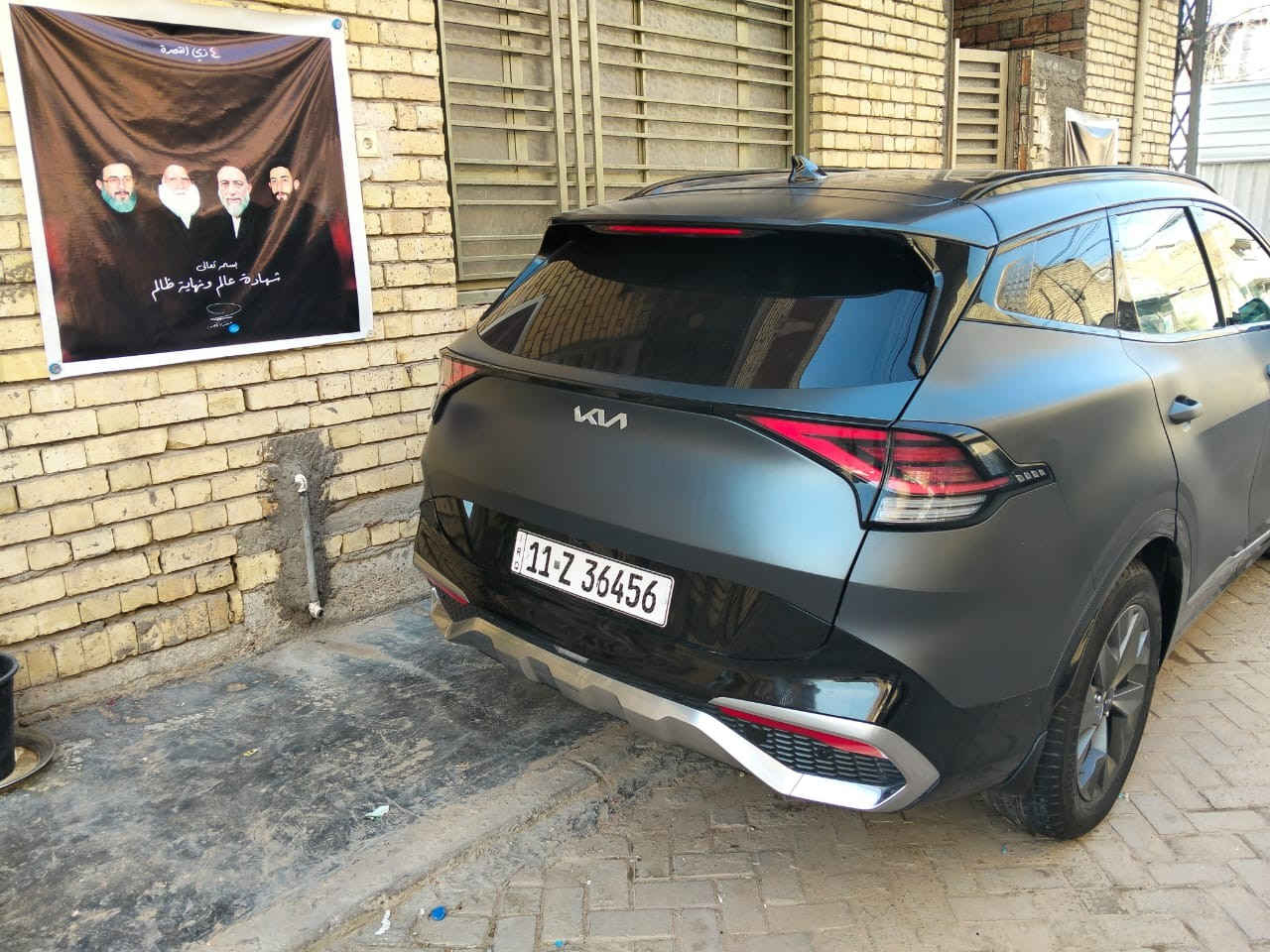 ***********
سبورتج 2023 هايبرد برستيج اعلى فئة لون مات ماشيه ٨٦ وارد امريكي نص جاملغ ايمن وباب جنطه صبغ. 
سنوية وهزة 2026 
السعر 180 
بغداد مدينة الصدر شارع الداخل
