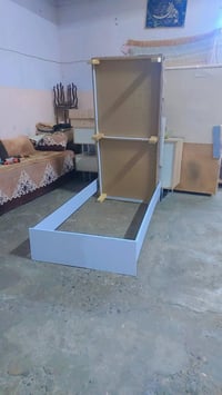 تخت فصال صاج نضافه ٩٠ بلميه خشب ثكيل  السعر ٦٥ قفل واصل البيت شراي يتص...
