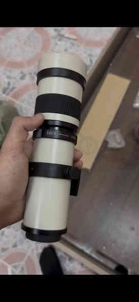 لينز كاميرة مع ستاند كامرة كما موضح في صورة للسعر تواصل على خاص او انتصل على هذا رقم ***********
