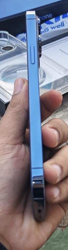 #ايفون_13_برو_128_كيكا
فوول فوول نظافة 
كلشي باقي عالشركة
دبل سيم
لون سمائي
مابيها اي شخط
السعر 375$
***********
ZAA نوع
