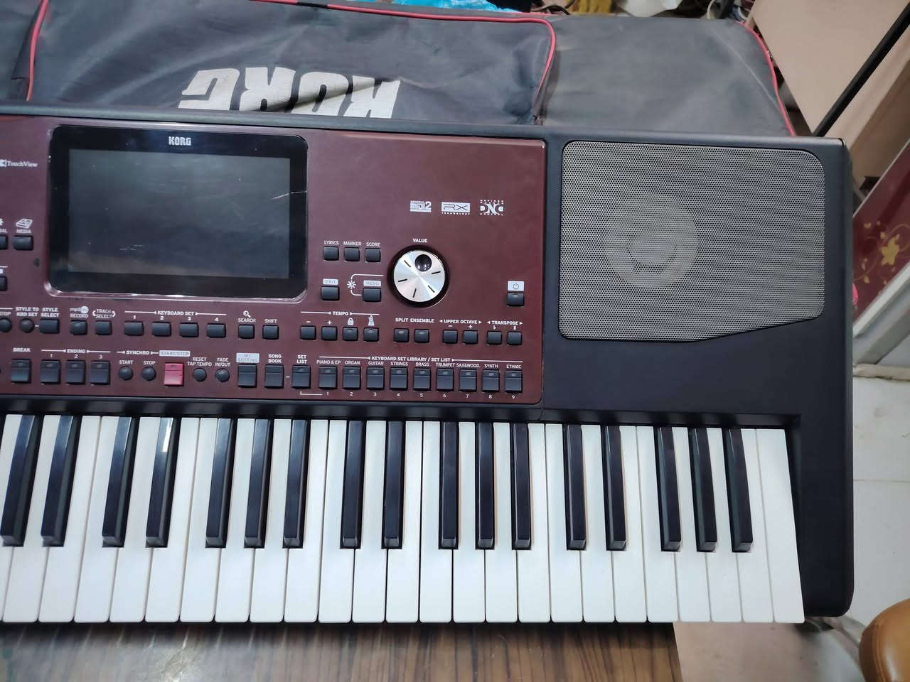 كورج 700 اخو جديد حتى لزكه مال شاشه لحد الان بيه مع برنامج فول سعره 9 بيه مجال قليل للتصال ***********
