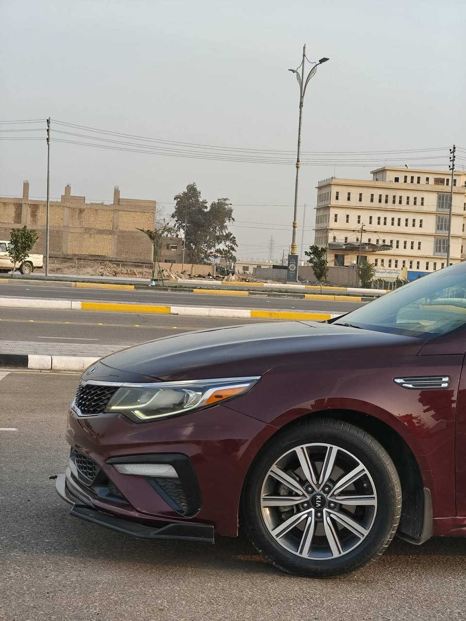 السلام عليكم
كيا اوبتما 2019 وراد امريكي 
مكينه 2400 
السياره جاهزه من كلشي مكينه وكير خير من الله وحداديه  تبريد ثلج  تدفئه السياره شاشه جبيره وحساسات ورادار وتحكم استيرن رقم كربلاء معوقين ومفتوحه يعني باقي بس تمشي معامله وتداور باسمك حادث السياره من امريكه ثلاث قطع بنيد وجاملغين وضربته كلش خفيفه ايرباكات كله سليمه بيه رشات صبغ اثر شخوط السياره ماشيه 88 سعرهه 135 وبيه مجال مكان السياره كربلاء 
***********
