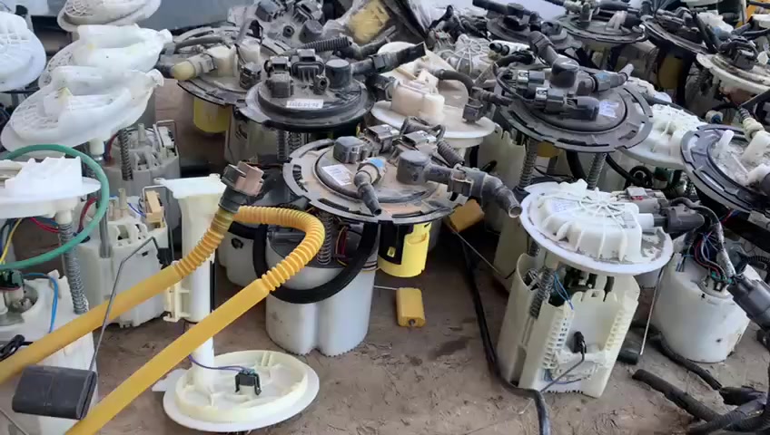 السلام عليكم عنوان السماوه رميته الشارع العام ***********
