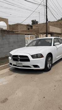 السلام عليكم جارجر 2012 مكفوله كلين تايتل بدون صبغ 
صدر جديد 
تخم تاير جديد 
محرك و اكسل جدد 
السياره جاهزه من جميع النواحي 
المكان بغداد الزعفرانيه 
السعر 168 
***********
محمد الشمري ابو مصطفى
