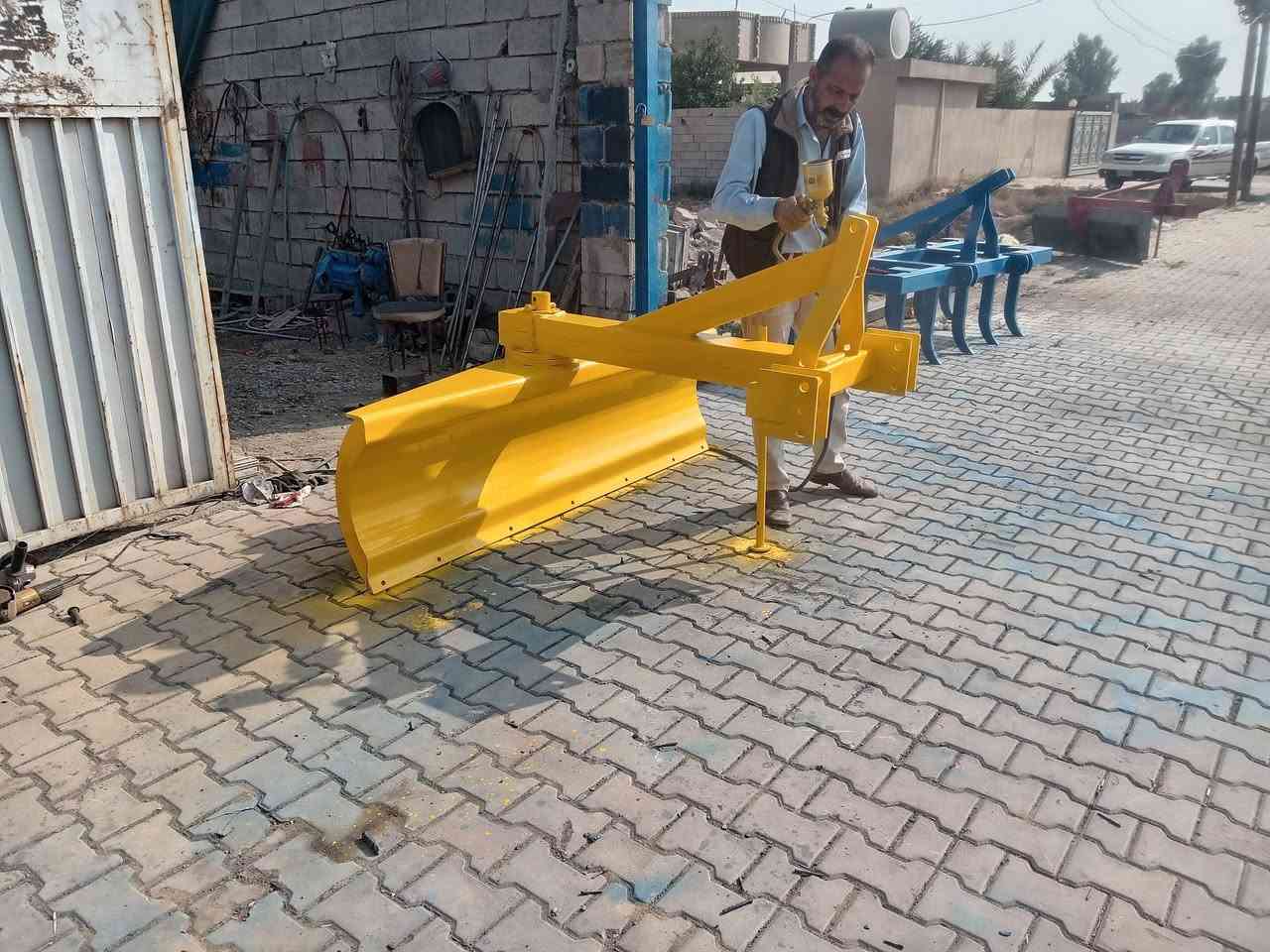 السلام عليكم للبيع خرميش ١١سجه و٩سجه ومعدلانات عنوان كركوك ناحية يايجي رقم *********** ***********
