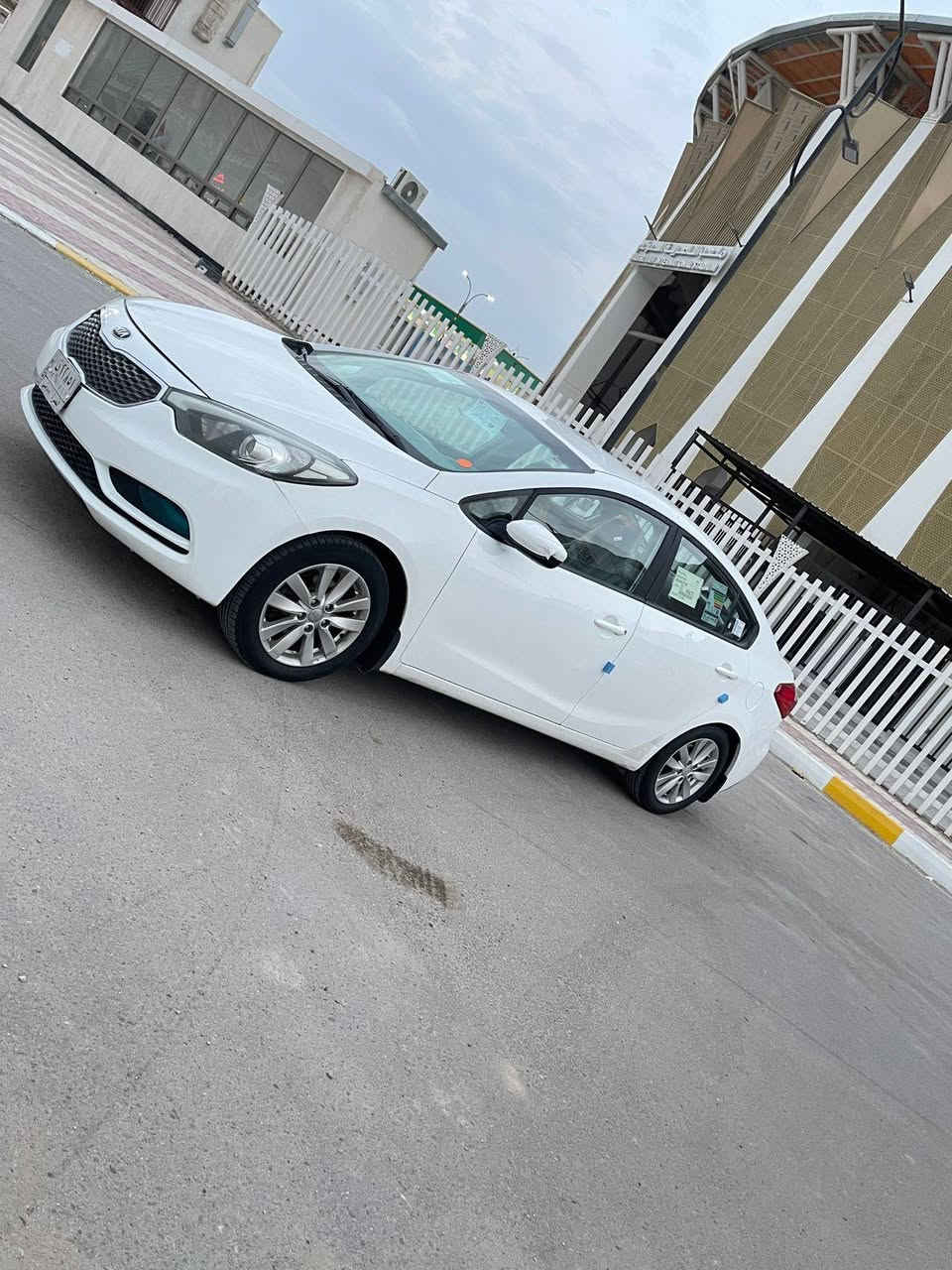 اللهم صلي على محمد وال محمد
للبيع سيراتو 2013شكل15خليجي 

رقم بصره تحويل ثاني يوم سياره جديده وجاهزة حداديه جديده تخم تاير جديد تبريد 🥶 مكينه وكير جاهزه سياره بيه صبغ باب سائق وداير خلفي مكفول من تبديل وضربه وسعر 108وبيه مجال للاستفسار على ***********مكاني ناصريه مركز
