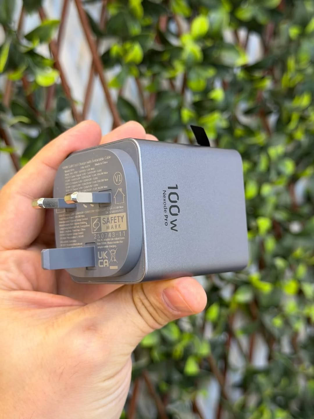 العمالقه من ugreen

شاحن بقدرة 100w مع تقنية GAN لحماية هاتفك
كيبل تايب سي فيته
مع منفذين اضافيين تايب سي مع منفذ usb
وبضمان سنة كاملة من الجبال

————————-

السعر  ٥٥  الف 

————————
توصيل كل العراق ٥ الأف 
————————-
للحجز او الاستفسار المراسله على الواتساب

***********

***********

————————-

العنوان شارع فلسطين مجاور الكوخ 
مكتب H&H
————————-
رابط جميع برامج التواصل 
https://heylink.me/hussein.handh/
————————-
رابط الانضمام لكروب الواتساب

https://chat.whatsapp.com/FvFJNN4B3DU3r8Zw96uhig?mode=gi_t

رابط الانضمام لقناة الواتساب

‏ https://whatsapp.com/channel/0029VbCZofYISTkPK9NW1729
