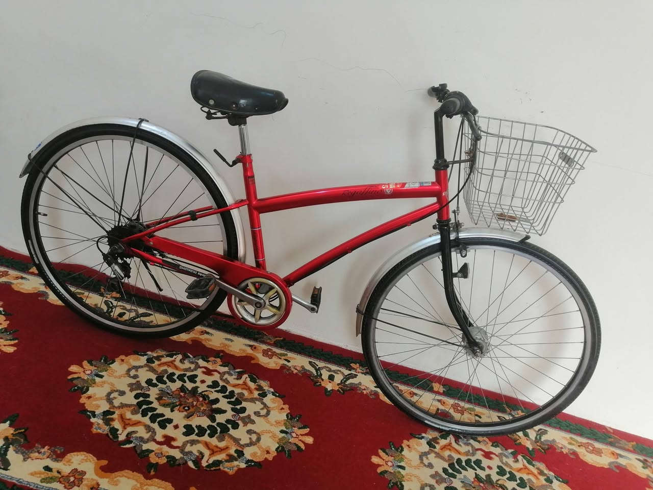 سي 700 حاوية ماركة ريجفينيو شيمانو نظافة 95%السعر 125 بريكات بالمكان تبديلات شغاله تايرات جدد مكاني البصرة الجزائر ***********
