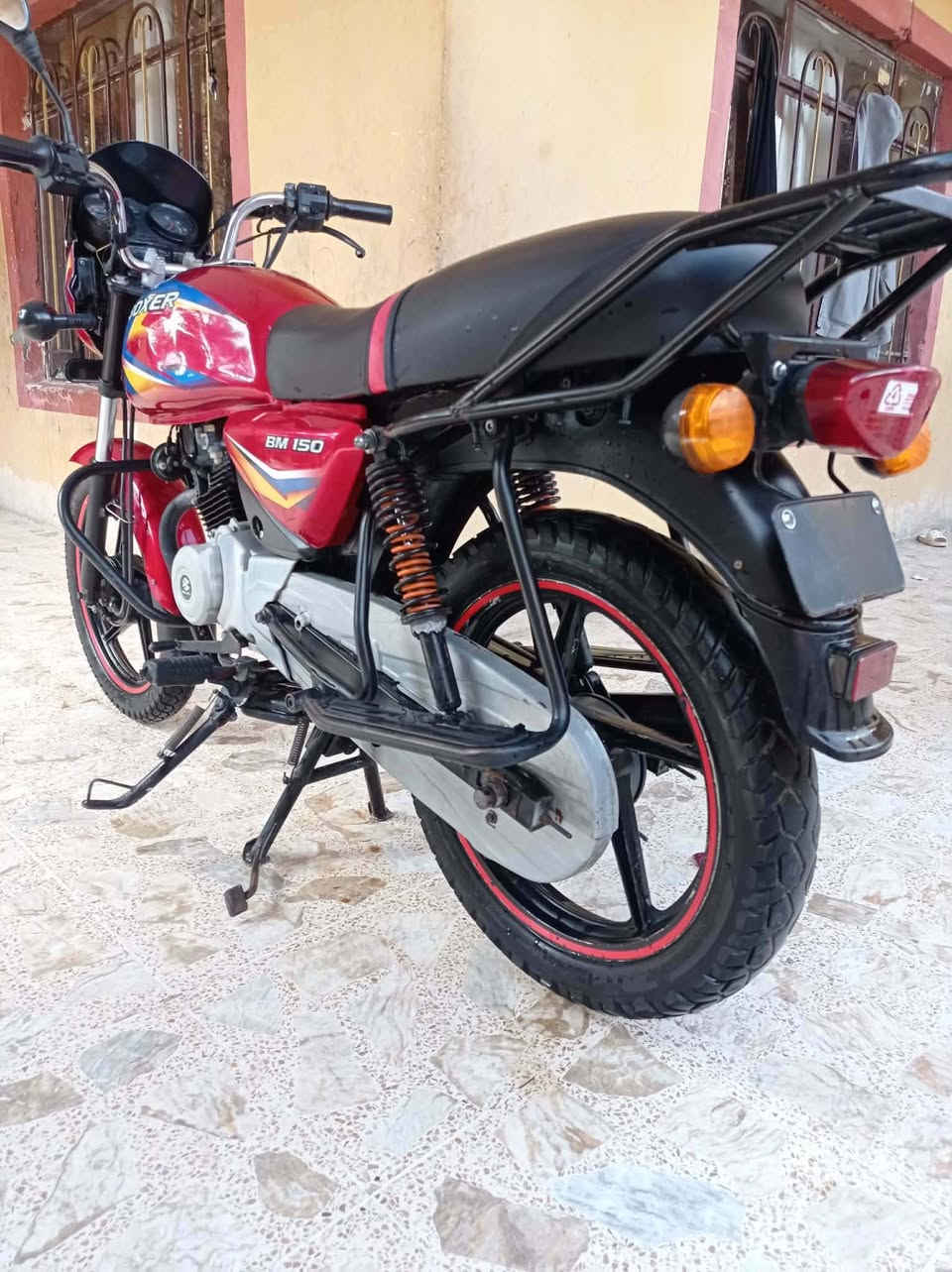 سلام عليكم ورحمة الله بوكسر موديل 21 دراجه مكفوله بلاديه سعر 775 وبيها مجال قليل باقي تفاصيل اتصل ع رقم ***********
