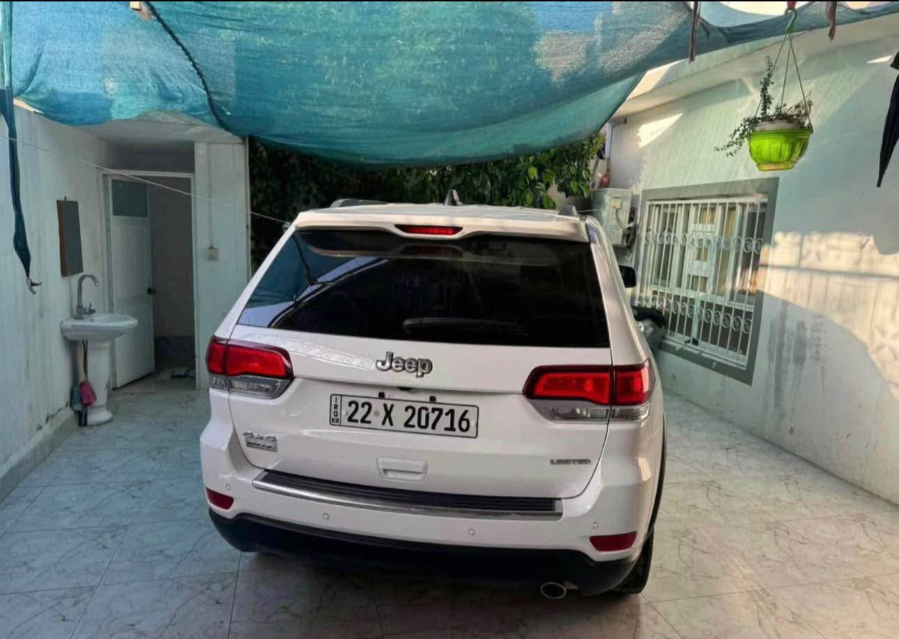 *جيب كراند شيروكي (لاريدو)
*jeep Grand Cherokee*
*Laredoo limited*
*موديل 2022 آخر إصدار.
*ماشي43 الف مايل قابل لزيادة.
*حادثه بس بونيت بدون دواخل.
*ايرباك كله مرجع مال شركة.
*فئة المواصفات لمتد فقط بدون بانوراما و رادار امامي.
*بصمة وتشغيل عن البعد.
*ابواب بصمة.
*صندوق شفط و كهرباء.
* سقف سلايد.
*تحكمات كامل استيرن.
*استيرن هيتر.
*كشنات جلد و كهرباء وتدفئة.
*تبريد مركزي.
*لايتات LED و زنون.
.LED بك لايت *
*كاميرة خلفي.
* حساس خلفي.
*عليها وياله 20 انج تو سايز بلادي.
(السيارة رقم أربيل تحويل بشرط محرك كير كهربائي
كلشي بشرط صدر امامي خلفي اكسل كله عل بلادي ما
ملعوب بي ولا برغي)
*السعر السياره 275 ورقة بها مجال بسيط.
*مكان السيارة كركوك.
*********** كركوك, العراق
