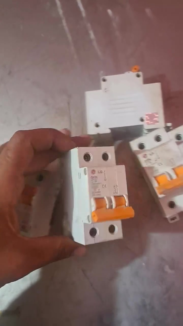 للبيع في البصره


**إذا كنت صاحب هذا الإعلان وتريد حذفه لأي سبب، رجاءا أرسل رسالة إلى الدعم الفني**