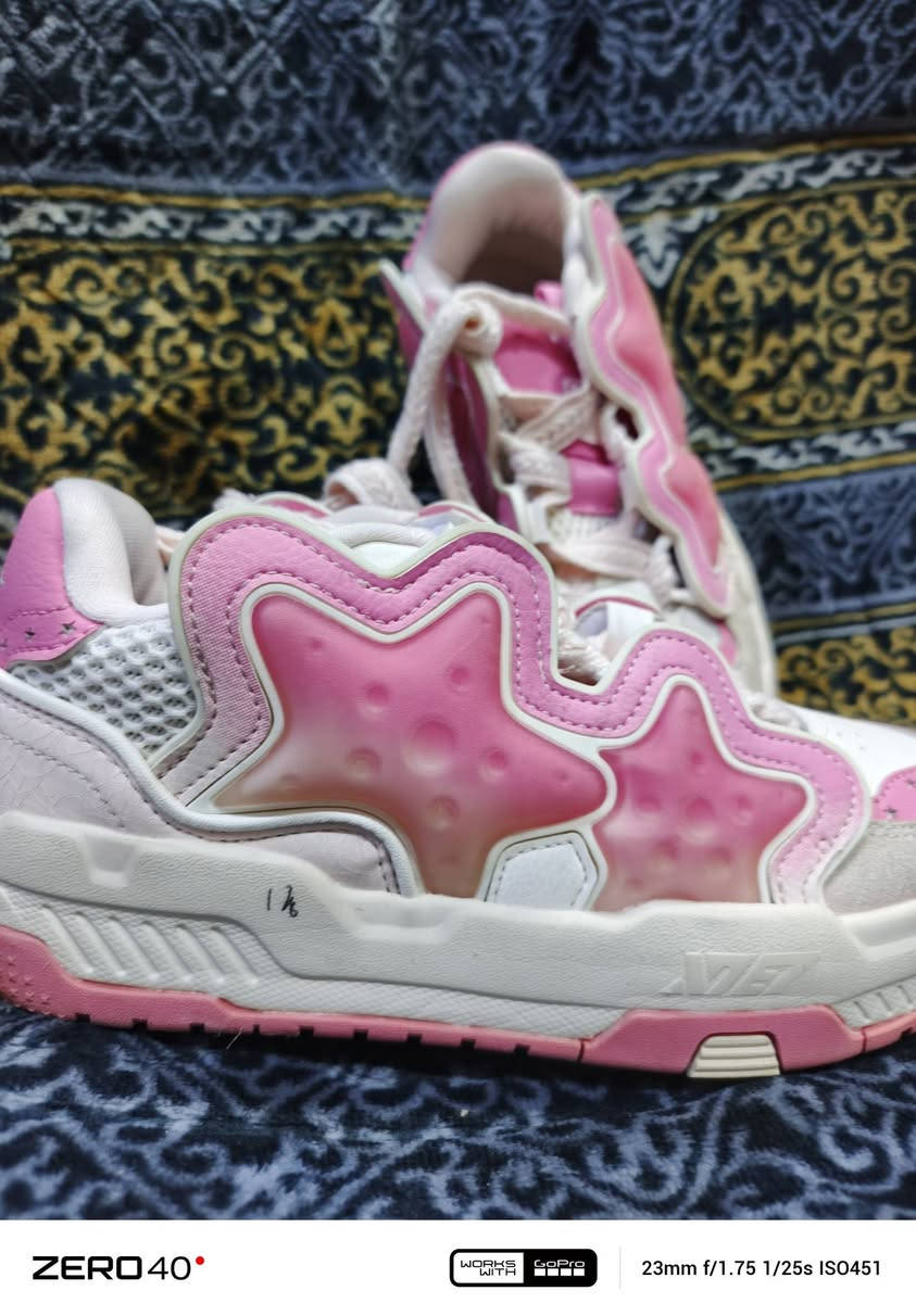 احذيه باله اوروبيه
جميع القياسات يوجد جديد باله ومستخدم 
العنوان الكحلاء 
يوجد لدينا توصيل داخل العماره 
توصيل وتساب ***********
