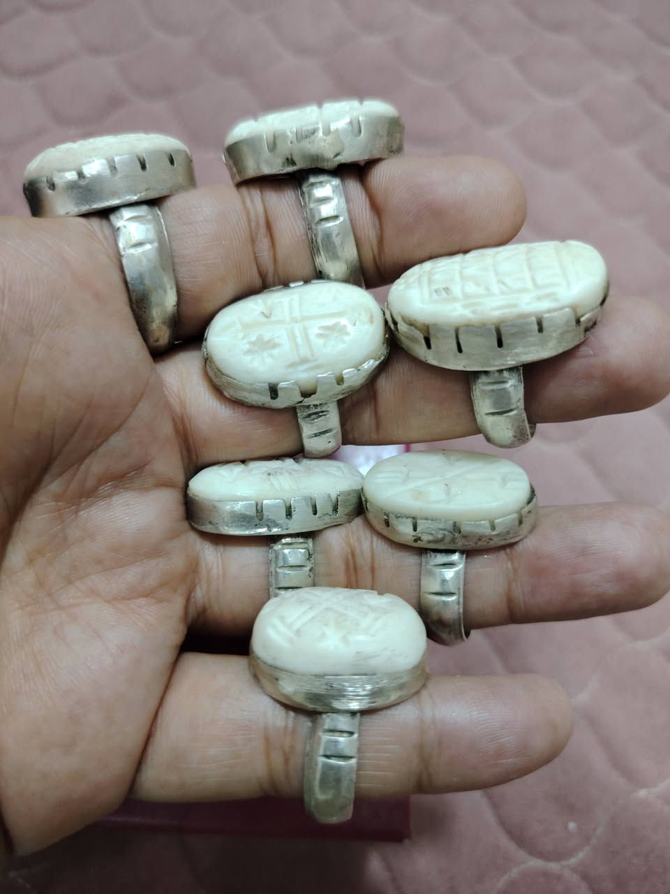 سبع محابس للبيع سعر المحبس ٥٠ الف يوجد توصيل


**إذا كنت صاحب هذا الإعلان وتريد حذفه لأي سبب، رجاءا أرسل رسالة إلى الدعم الفني**