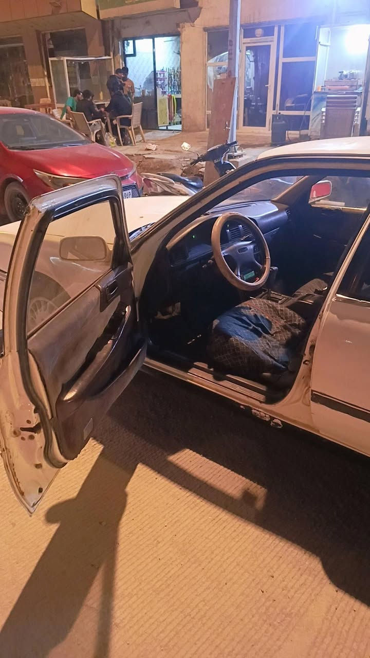 سلام عليكم اخوان سيارت  كرسته عظم موديل 1991 سيارته عضمتها حلوه وكاعده داخلها جديد مكفوله كصه عيب سريع نقل جثه مكفوله كفاله عامه
رقم انكليزي صلاح دين بسمي سنويه 31 
 سيارت  جاهز حداديه امامي خلفي 100/100
كهربائيات كامله وكله شغال مابيها نقص برغي  
مكاني حله 
سعرها 45وبيها مجال قليل 
***********
