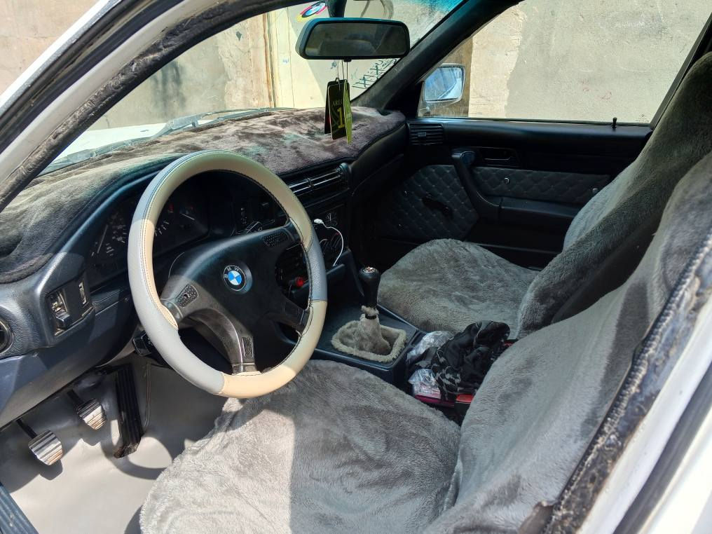 رقم کرکوک سنوی جدید  ٚبسمی .گیر عادی .مودیل89..کلشی بشرط.صبغ عام لجمالیة.مكینة 520کبس بشرط ..سیارة جاهز مابی نقص.هاتف .و .واتساب *********** كركوك, العراق
