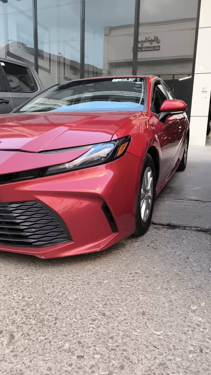 سعر🔥
السلام عليكم
toyota camry 2025 Le 
هايبرد و بنزين
السعر :202ورقة ومجال  
عداد المسافة :11الف ميل زيرو  
ملاحظة السيارة : فقط  بوند صبغ بدون دواخل
ارباك استيرن و دكمة طاك راجع سستم
سيارة رقم اربيل جاهز بدون مصرف
تحويل و غرامة شرط 

المواصفات : 
‏‎بصمة ابواب 
‏‎بصمة تشغيل 
‏‎شاشة   
‏‎كاميرة
هاند بريك بصمة
اوتو هولد (𝐀𝐮𝐭𝐨 𝐇𝐨𝐥𝐝)  
اوتو ستارات (𝐀𝐮𝐭𝐨 𝐒𝐭𝐚𝐫𝐝)
اوتو ستارات (𝐀𝐮𝐭𝐨 𝐒𝐭𝐨𝐩)
رادار امامي (تحديد مسار)
‏‎رادار جانبي (نقاط عمياء)
‏‎رادار خلفي (التحذير من الاصطدام)
‏‎حساسات امامي
‏‎حساسات خلفي 
نظام (𝐄𝐜𝐨)
نظام (𝐍𝐨𝐫𝐦𝐚𝐥) 
نظام (𝐒𝐩𝐨𝐫𝐭)
تحكمات  استيرن 
تبريد لمس
لايتات (𝐋𝐞𝐝) ليد زينون بيلادي
بكلايتات (𝐋𝐞𝐝) ليد بيلادي
ويل كروم 

وبعد هواية مواصفات…

‏‎تفاصيل اكثر الاتصال علی ارقام التاليه  

𝐖𝐡𝐚𝐭𝐬𝐀𝐩𝐩-
***********
