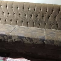 قنفات و٤ كراسي • خشب قوي • اسفنج مايهفت