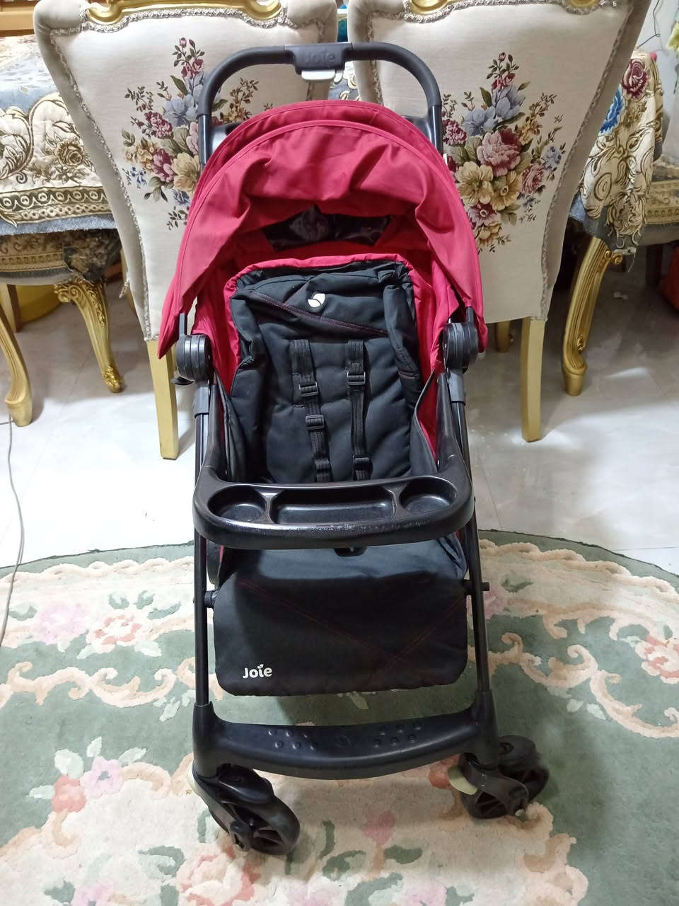 Joie muze stroller original
كرسي وشيزلونج وسرير وحزام خماسي وباسكت لاغراض البيبي وتابلوه للاكل للبيبي وتابلوه للام للموبايل والبيبرونه تشيل طفلين وتستحمل اوزان تقيله 
01008802077 للتواصل


**إذا كنت صاحب هذا الإعلان وتريد حذفه لأي سبب، رجاءا أرسل رسالة إلى الدعم الفني**
