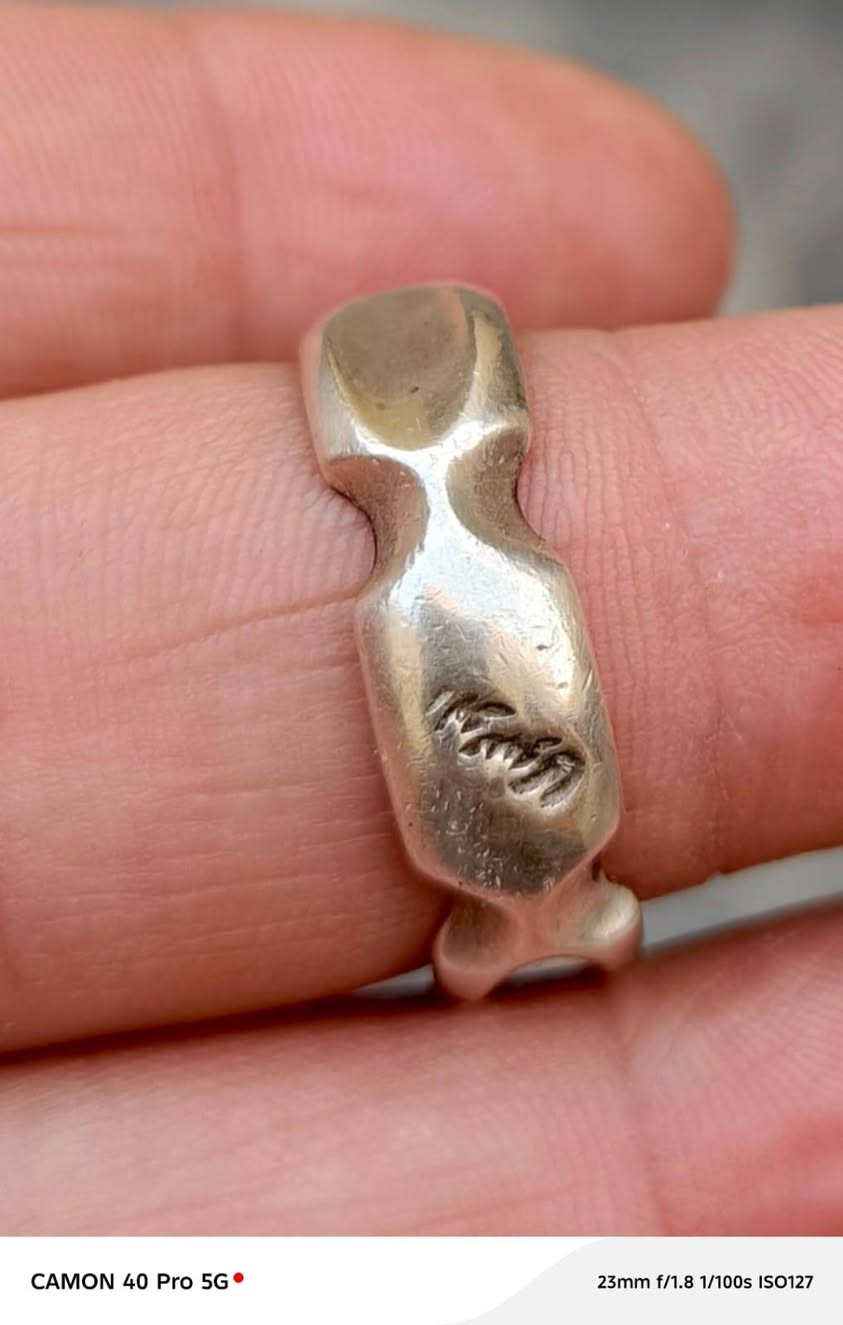 يماني جزع بقري قديم صياغه يدويه ثقيله استفسار واتساب
***********
