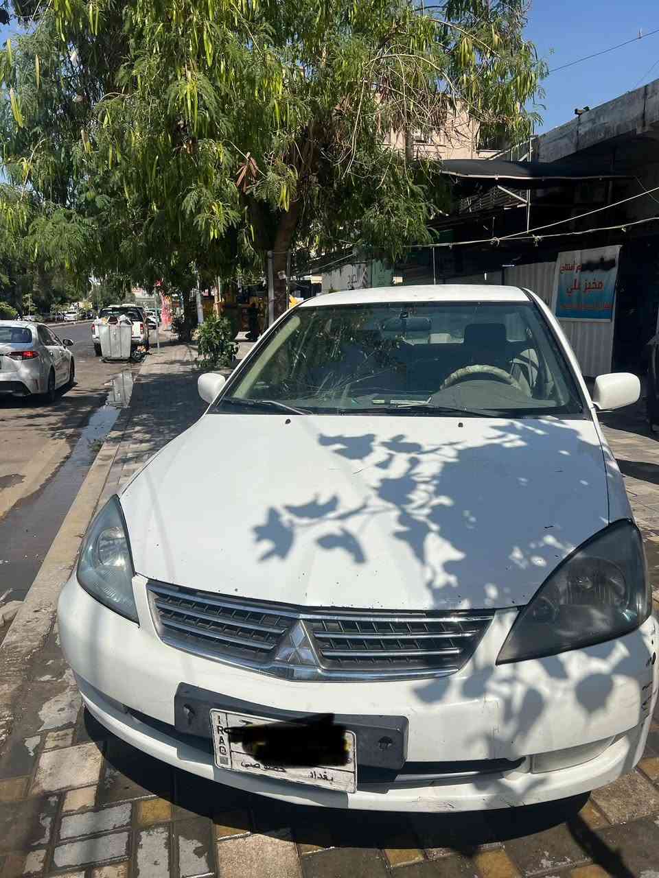 لانسر بومة  موديل ٢٠٠٩
مكينة ٢٠٠٠ 
تبريد تدفئه خير من الله 
 الاتصال *********** 
سعرها ٧٢ وبيها مجال
