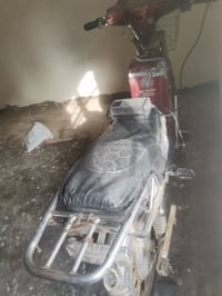 ماطور شغال للبيع سعر١٠٠ وبيه مجال متوازي عندى إيجار بيت اريد اخذ له عل...