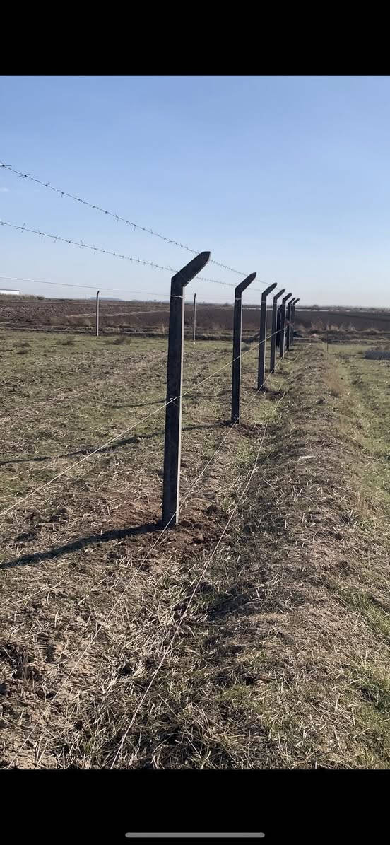 💥النسيم لأسيجة BRC – حيث يلتقي الابتكار بالجودة! 💥
📞 ⁨￼⁨0781 267 8068⁩⁩  (واتساب)

هل تبحث عن أسيجة تجمع بين الأمان والمظهر الجمالي؟ 🤔
✨ لا تفوّت الفرصة! عروض خاصة وتخفيضات مذهلة بانتظارك ✨

🔹 أسعار أسيجة BRC تبدأ من 5,000 دينار للمتر الى 8.0000 الف دينار 
🟩 متوفر بخيار الجادر أو بدون جادر حسب اختيارك!

🌿 أسيجة عشبية تضيف لمسة خضراء ساحرة، مثالية للجمال والأمان في محيطك 🌿

🏗️ نُنفذ مشاريع الأسيجة باحترافية عالية لـ:
• المباني الحكومية 🏢
• الحدائق العامة والخاصة 🌳
• البساتين والمزارع 🍃
• وأكثر من ذلك!

🔧 ما الذي يميزنا؟
✔️ تنفيذ احترافي
✔️ دقة عالية في العمل
✔️ كادر فني متمرس
✔️ استخدام أفضل الخامات

🚛 نخدم جميع محافظات العراق – نصل إليك أينما كنت، بسرعة وجودة مضمونة!

💡 ليش تختار شركة النسيم؟
✅ سرعة في الإنجاز
✅ شغل متقن
✅ أسعار منافسة وجودة لا تُضاهى

📞 للطلب والاستفسار: 👇 راسلنا عبر الزر أسفل المنشور أو اتصل الآن على الارقام الاتية ⬇
📞 ⁨￼⁨0781 267 8068⁩ ⁩  (واتساب)
📞 *********** (واتساب)
