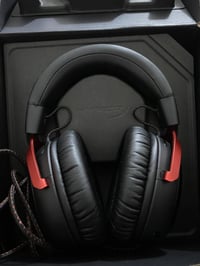 للبيع🏷️  سماعة🎧   نوع :  3 HyperX Cloud الغنية عن التعريف بالالعاب تدع...