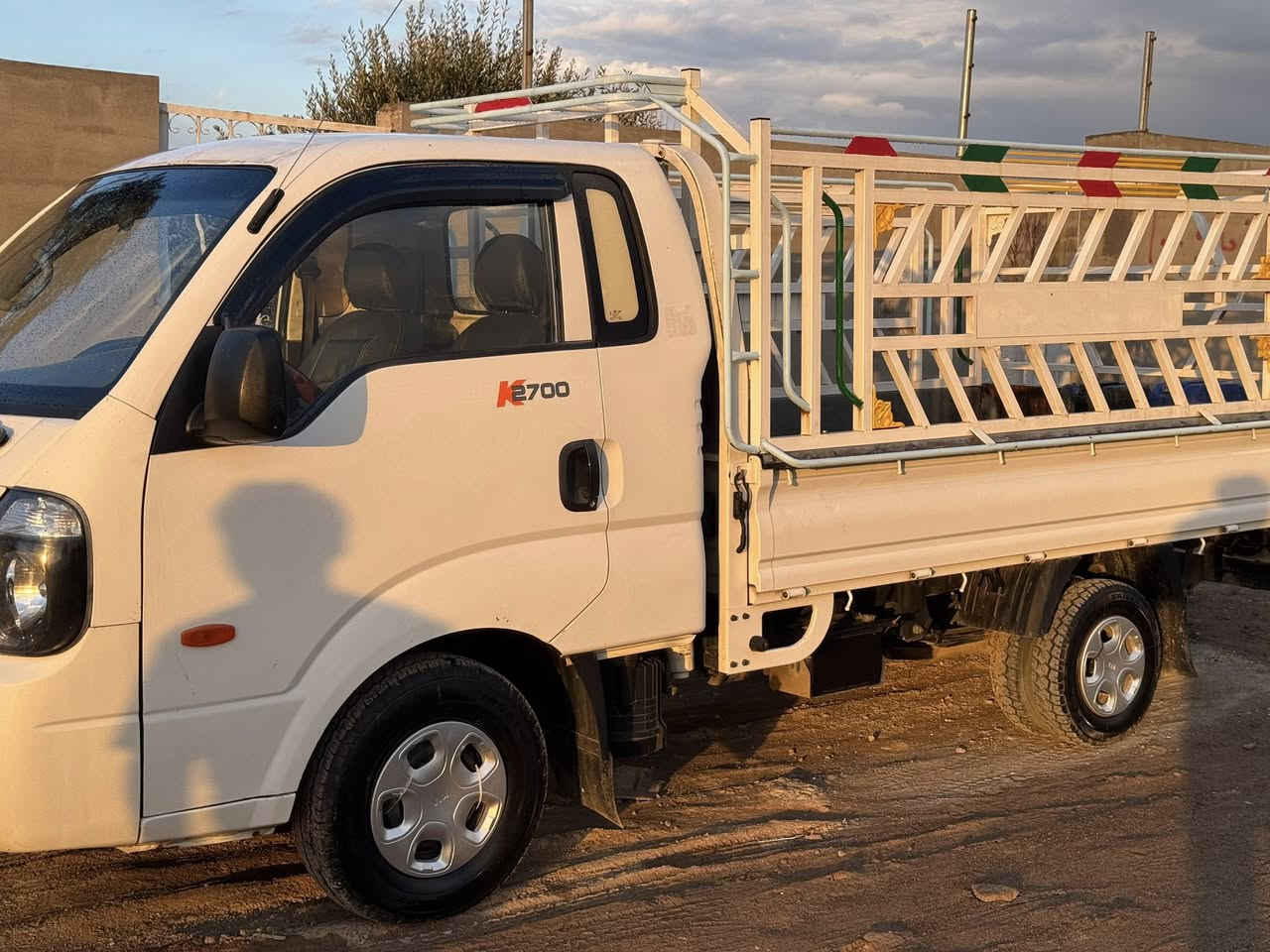 كيا2700 موديل 2015سنويه جديد2031 رقم***********
