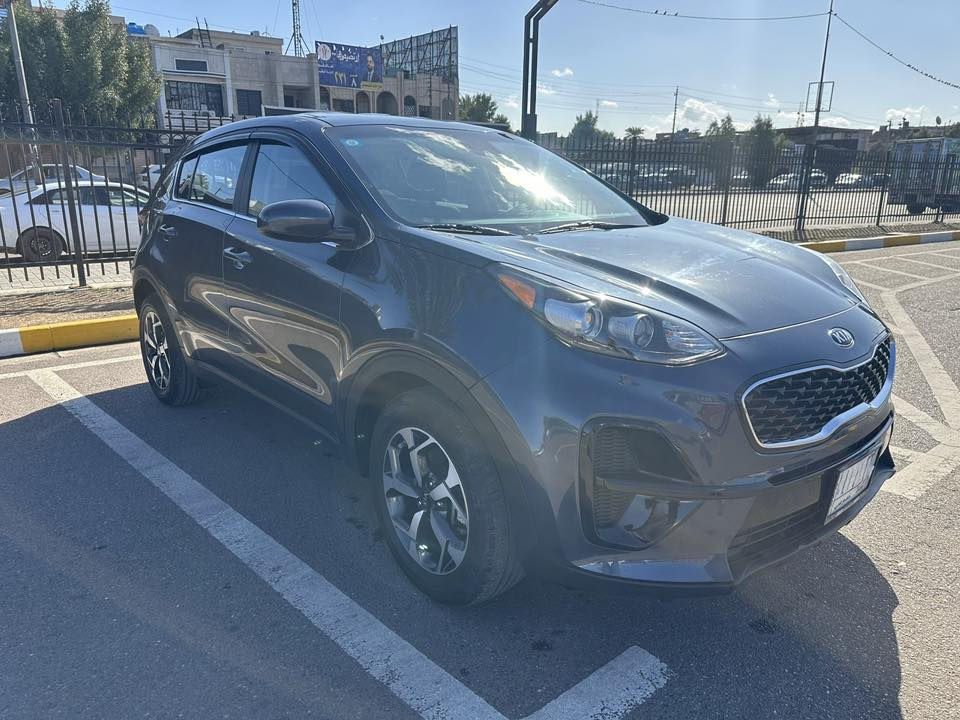 سبورتج موديل 2022 وارد امريكي بدون ضرر وبدون صبغ ماشية 24000 ميل .. رقم بغداد حادثهه سرقة السعر 17500 وبيهه مجال بعد المعاينة 
***********
