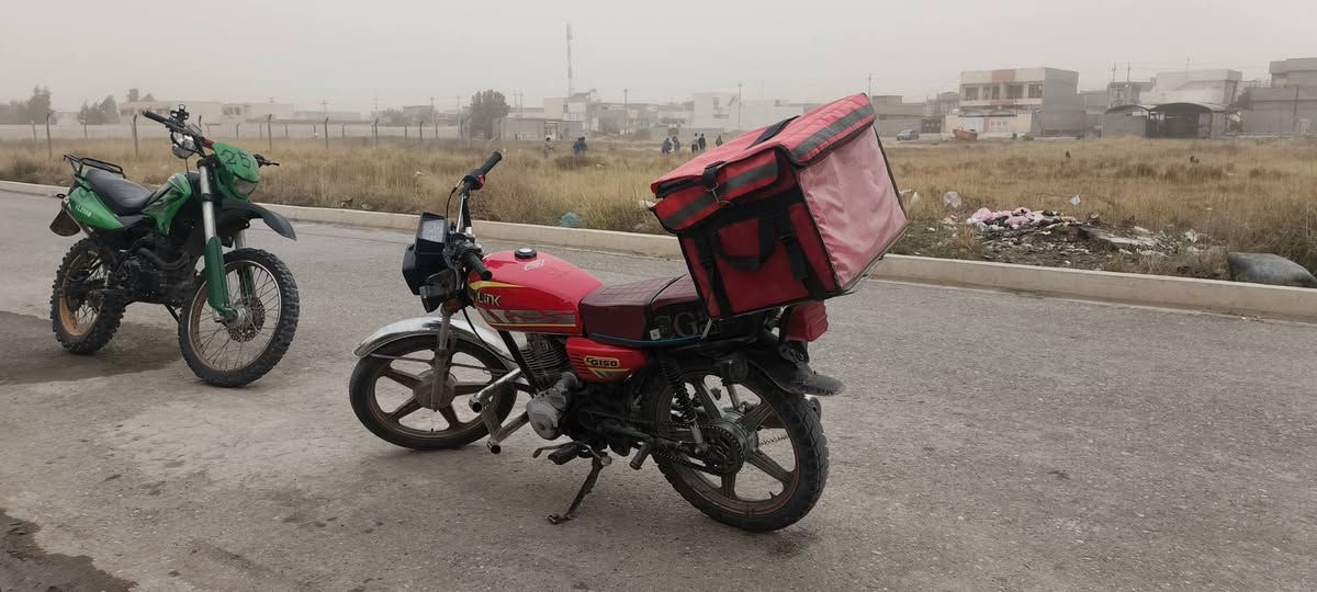 دراجه للبيع نقصها بوربرنات خلفي
سيڤان 2020 غراضها 23-24 رايدها 350 بيها مجال شي بسيط.. مكاني ديالى المقداديه ***********
