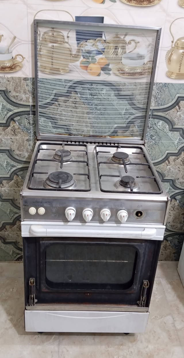 للبيع كلمن بسعر مراسله اوتصال ***********
