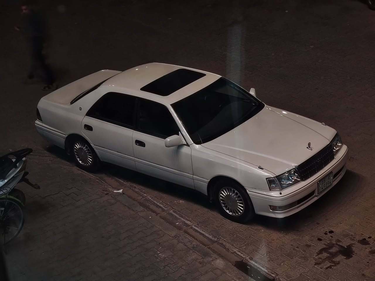 سلام عليكم راس ثور موديل 1996 رقم انبار اصولي مداور ثاني يوم هزتهه لشهر 12.كصه قماره وضربه جاملغ خلفي خفيفه. كير ومكينه مكفولات فيشتين ففتي تبريد شغال ستوني مسوي باتري جديد حداديه حلوه  السعر 78 وبيه مجال مكاني نجف ***********
