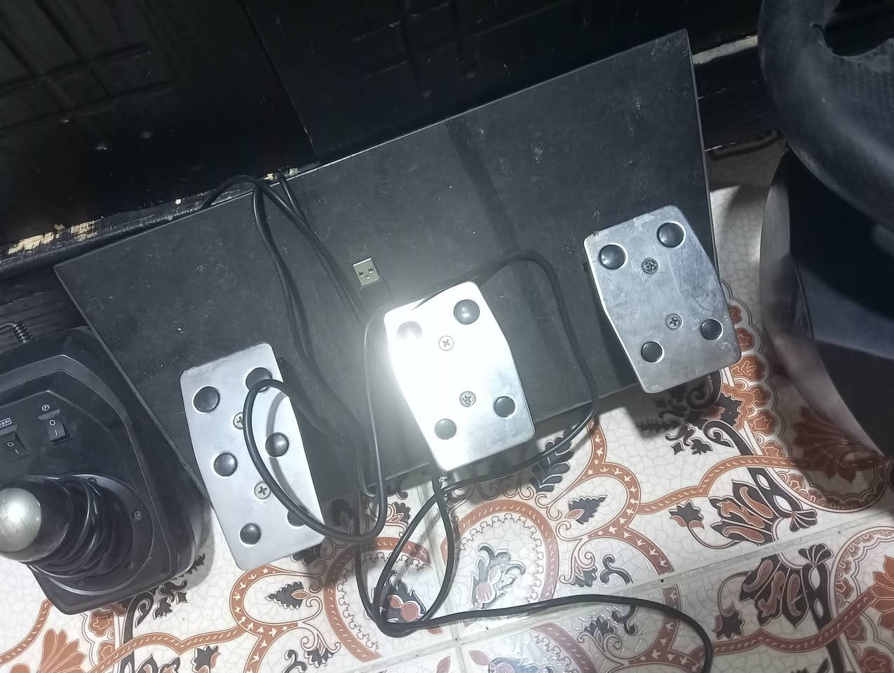 دركسون لبيع جاهز ونضيف مامستخدم قليل يرهم ع كل الابليات 
معى ملحقاته الكير ولبانزين ولكلج الاستيرن فرتين  السعر 140وبي مجال ويه باكيته 
مكاني البصره الستفسار ***********
