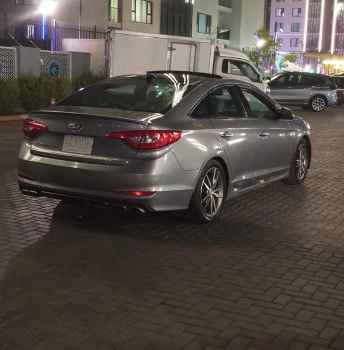 هونداي سوناتا فول مواصفات لمتد VIP
2015 السعر 88 ورقه قفل قفل 
فول مواصفات مكينة تيربو محرك كير مكفولات بيها مكانات صبغ ابيع حزام 
رقم بغداد تحويل مباشر مكاني العامريه 
*********** بغداد, العراق
