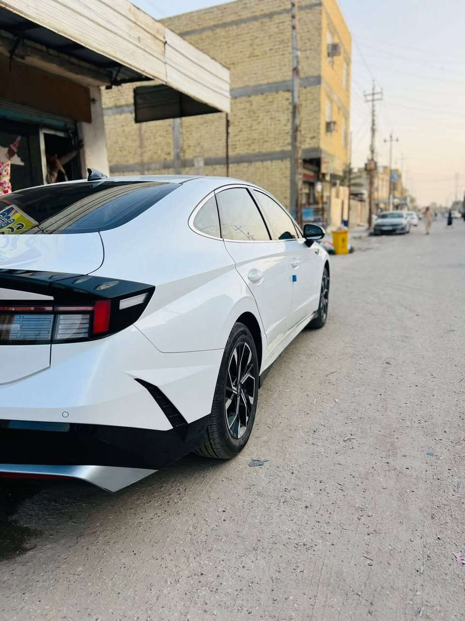 السلام عليكم
سوناتا 2025
ماشيه ٥ الاف 
وارد كورد غاز اصل 2000 
بيها ٣ قطع باب السدر باب خلف السايق ربع جاملغ 
متوازي ع البيع بدون مراوس 
ما اكتب سعرها حتى ما اكسر السوك 
فول مواصفات عده البانورما
***********
