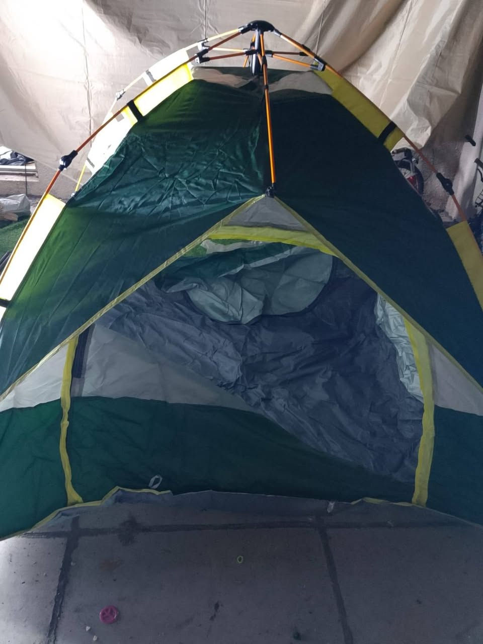 السلام عليكم متوفر خيم اوتماتيك سعر 20 متوفر كمية لاعتماد واتساب فقط *********** //***********
