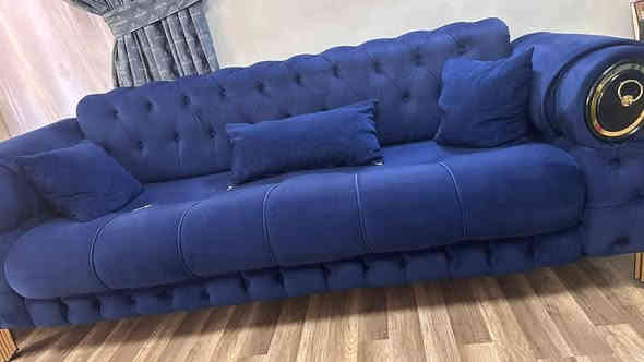 السلام عليكم تخم للبيع جديد استعمال اسبوعين للبيع لغرض السفر المستعجل وإذا اكو عائله مكانتها ضعيفه تأخذه بهل سعر بعد احسن 
سعره ٣٠٠الف لتواصل ***********
