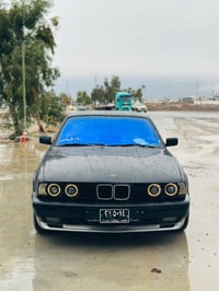 موديل ١٩٩٣ • جير عادي • چەمچەماڵ