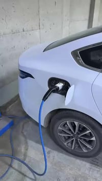 توفر لدينا ادبتر  من type 2 الى gbt  من شواحن المولات والمجمعات  الى ا...