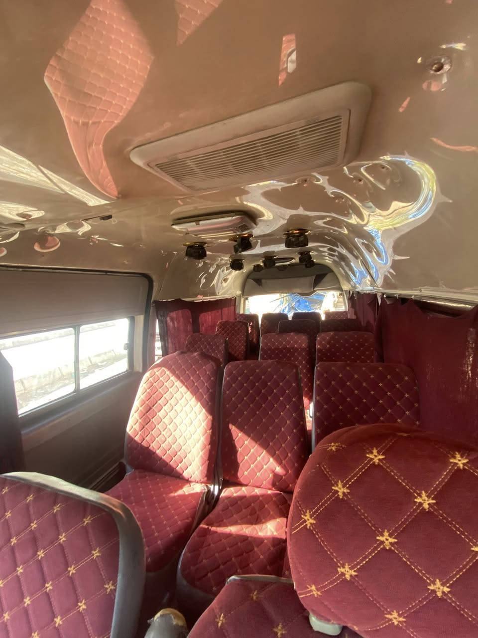 هايگر 2015 بيها تعمير هلالات وباب السايق مرشوشه واكو تكحيل ورشات جماليه تبريد محور 17باب كهربائي شاشه دوشمه كشنات تنته نايلون اضافه مراوح جاهزه للاخير سياره مال خط فقط   عليها غرامات  وهيئه وضريبه سنتين تاخذ صافيه مصفره ولوحات انگليزي ً
السعر ٩٠ وبيها مجال ترهم مراوس وباحدث وانطي فرق حسب الاتفاق ***********  واتساب
