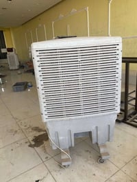 عندي كونفيرة سعر خاص المراسلة فقط واتساب 07829052847