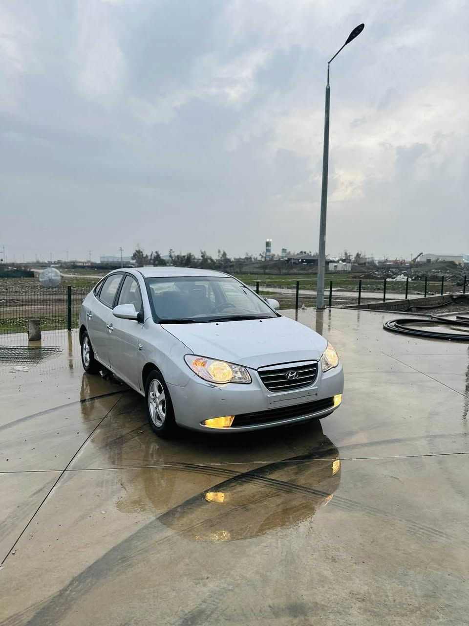 هۆندا ئاڤانتی ٢٠٠٨ 
مەکینە ١٦ دکشن بەرزە 
کوشن هیتەر 
سوکان ڤۆلیۆم 
ئاوێنە شەفت 
نموونەیە سەیارەکە 
تەبرید سارد و گەرم بەشەرت 
گێر مەکینە بەشەرت 
سەقفی  بەشەرت بێ بۆیاخە
ABS بەشەرت 
برێکی بەستراوە
بێ دەعم و لێدراوە 
شوێن چوارقورنە 
٤٥ گەلا و مەجالێکی برایانە
 
***********
