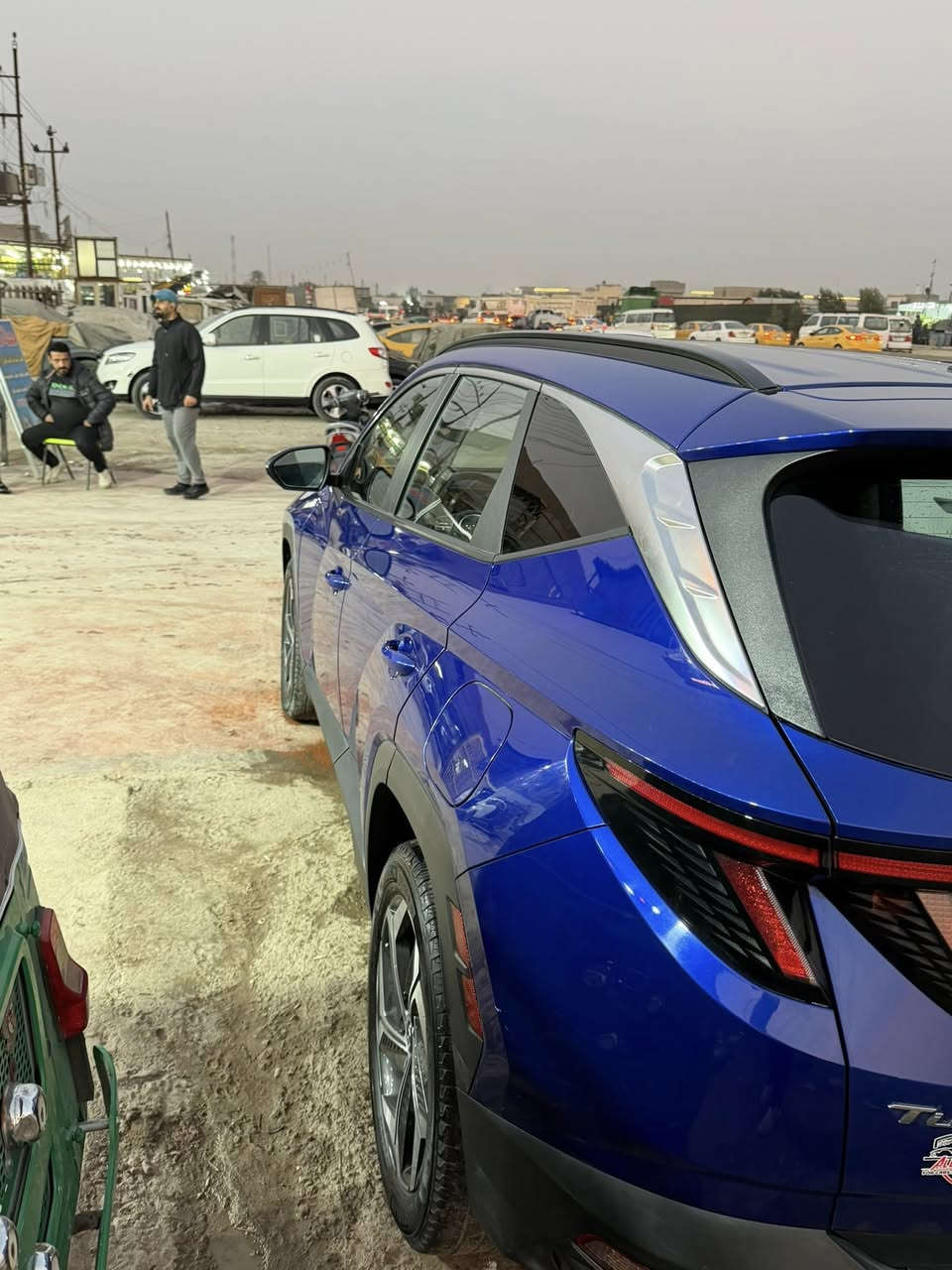 السلام عليكم
توكسان موديل ٢٠٢٣

فول موصفات كشنات جلد كهرباء 

فتحه سقف باب خلفي كهرباء 

السيارة بدون صبغ صور الحادث مرفقه بدون ايرباك

شاشه دجتل شاشه جبيره 

كشنات تدفئه 

مكان السيارة بغداد البلديات الضباط 

للاستفسار ***********

السعر ١٩٥ وبيه مجال
